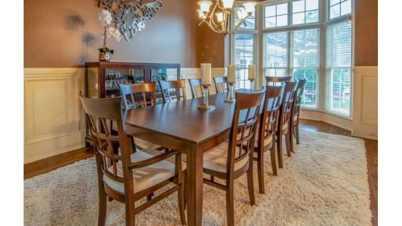 What’s the Best Rug for the Dining Room?