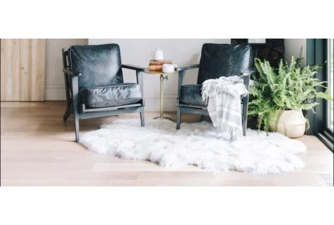 How To Give your Feet a Smooth Feeling with Plush Rugs