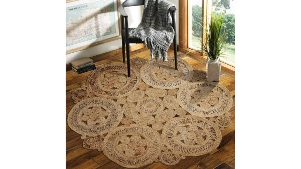 Oval Rug to Transform the Look of Any Room’s Design