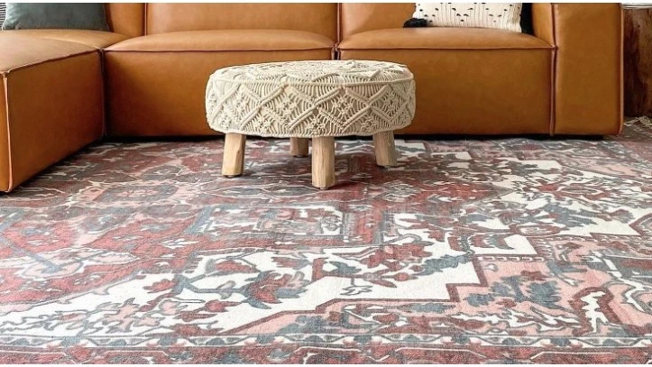 Choose the Traditional Rug to Style Your Home