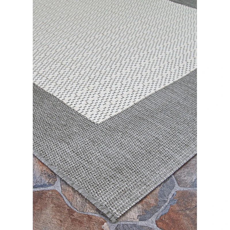 Couristan Recife Checkered Field 9' Round Grey/White Area Rug