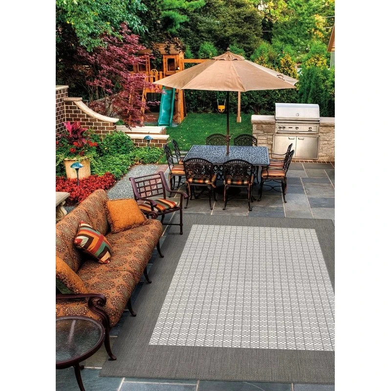 Couristan Recife Checkered Field 9' Round Grey/White Area Rug