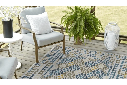 Rug Material Matters: Choosing Between Wool, Polypropylene & More
